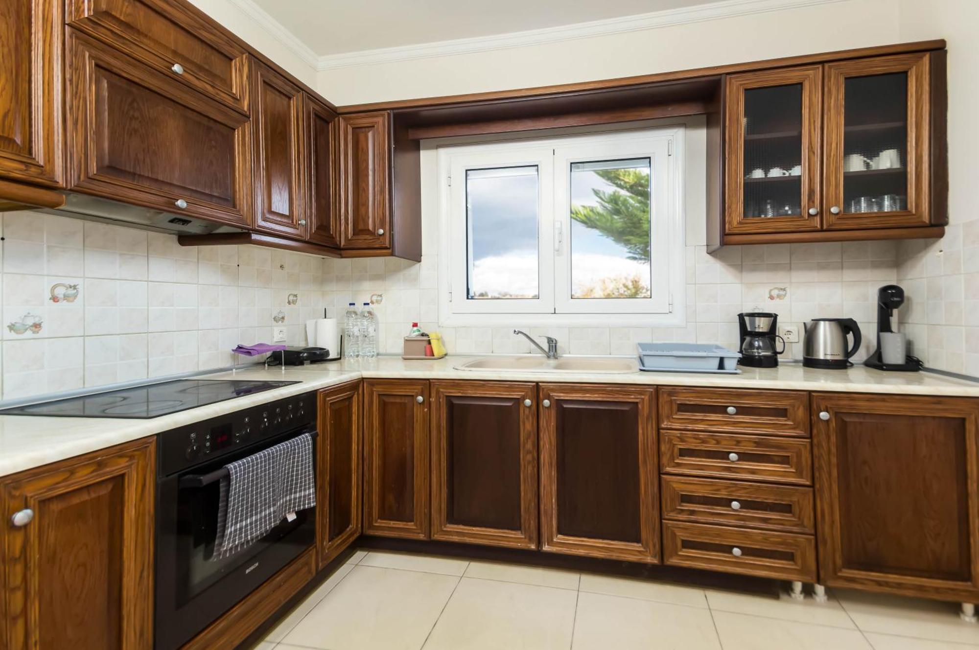 Διωροφη Μεζονετα-2Km Απο Το Κεντρο-Iliana House Apartment Alepou Exterior photo